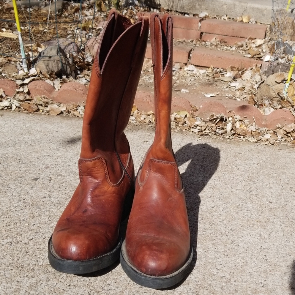 Leather cowboy boots